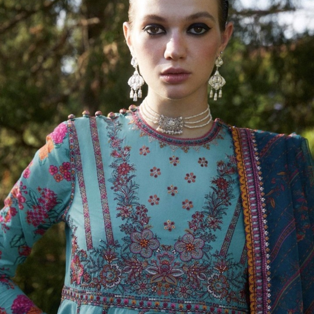 Hussain Rehar Designer Dress - Picture 4 of 9